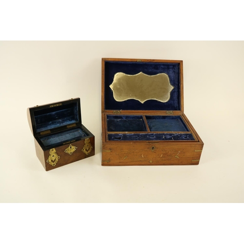 386 - A good brass and copper inlaid dome top mahogany Jewellery / Vanity Case, with recessed brass handle... 