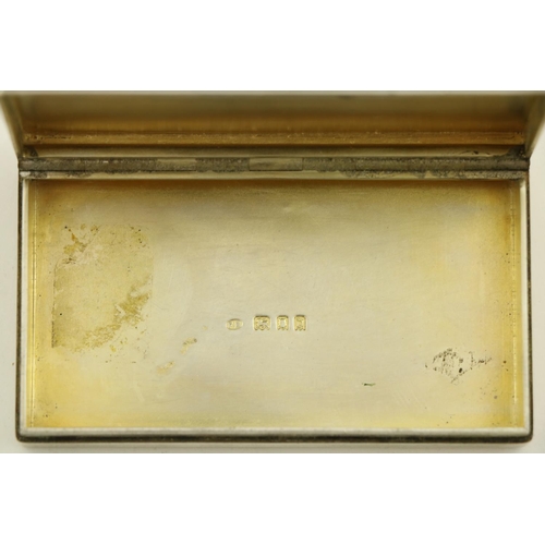 86 - A machine turned rectangular silver Snuff Box, London 1919, 8cms (3 1/4