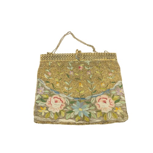 256 - A fine early Victorian embroidered and gilt bead Ladies Evening Bag. (1)