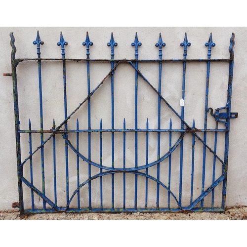 1017 - A 19th Century wrought iron Gate, with spike finials, approx. 138cms x 115cms (54