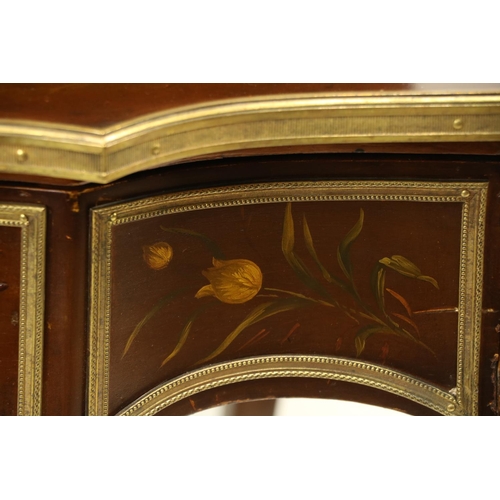 634 - A French Vernet Martin style decorated Bonheur du Jour, early 20th Century, the super structure with... 