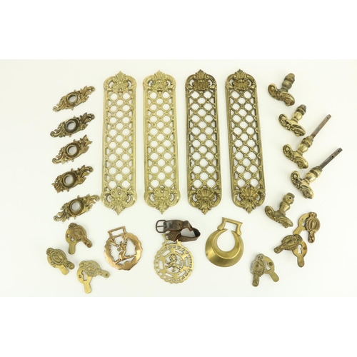 404 - THIS LOT IS WITHDRAWNA quantity of miscellaneous old brass Fittings, comprising a set of four simila... 