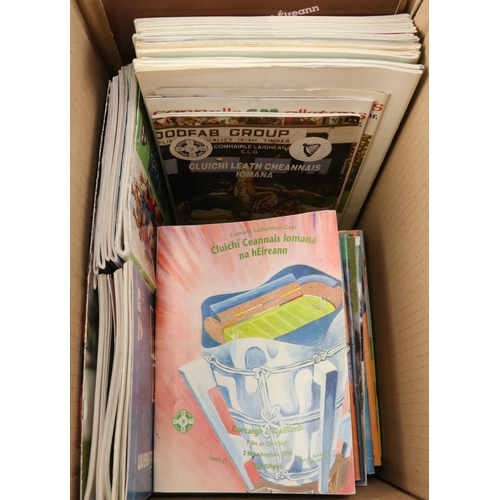 927 - Programmes:  G.A.A., Football & Hurling, 1970's - 1999, a large collection of Official Match Pro... 