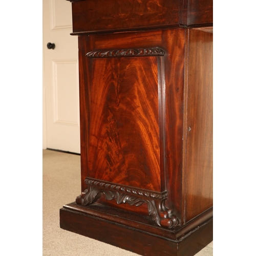 84 - A fine quality early Victorian Irish mahogany Niche Sideboard, probably Strahan, Dublin of inverted ... 