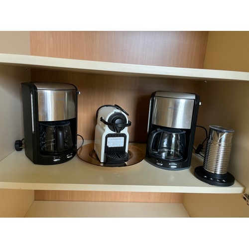 524A - Two Krups electrified Coffee Machines and a modern Filter Coffee Machine with frother, w.a.f. S.N.S.... 