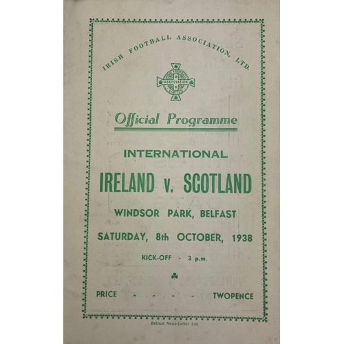 1130 - Programme: Football, I.F.A., Official Match Programme - Ireland v. Scotland, Windsor Park, Belfast 8... 