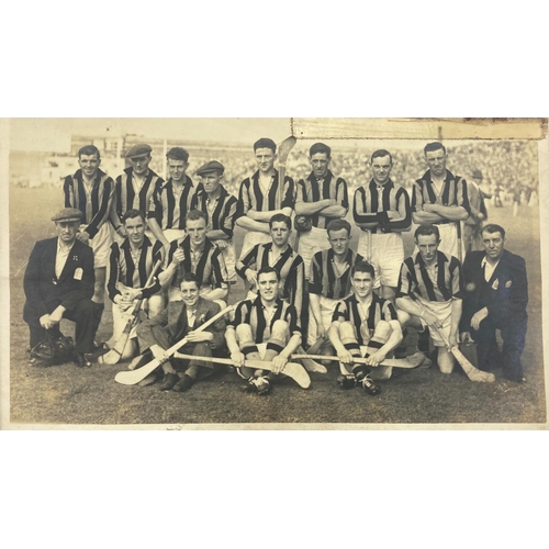 1145 - G.A.A.:  Photograph, an original black and white Team Press Photograph of the 1939 All-Ireland Winni... 