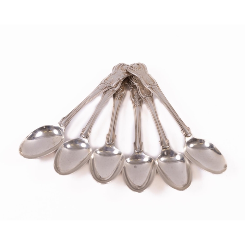 105 - A good set of 6 Kings pattern silver Teaspoons, William IV, London 1832 by Wm. Cooper, 213 grms. (6)... 