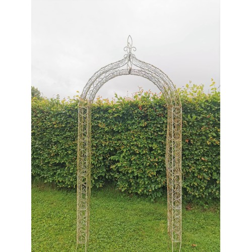 1364 - An arched wire Garden Trellis, 230cms h x 116cms w x 23cms d. (1)