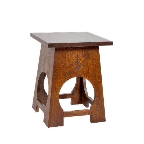 1096 - A dark oak Roycroft Stickley Tabouret Table, 89-50-31, July 11, 2006, with square top on a square fl... 