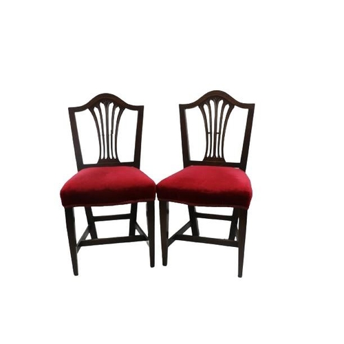 110 - A set of 6 - 19th Century mahogany Hepplewhite type Dining Chairs, with pierced splat, covered in cl... 