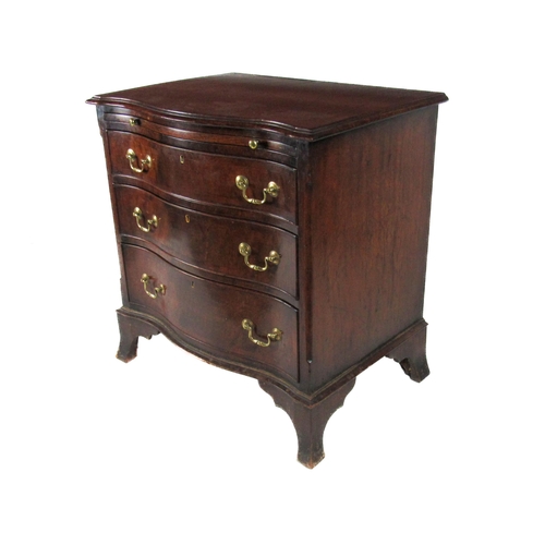 859 - A good George III style crossbanded mahogany serpentine fronted Chest, of small proportions with bru... 