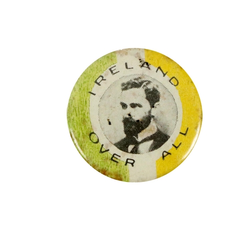 640 - Republican Interest:  A rare Roger Casement Badge, green, white and gold with portrait and text 'Ire... 