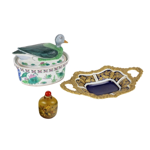 875 - A Chinese style porcelain Duck Egg Tureen & Cover, the lid with model of resting duck; together ... 