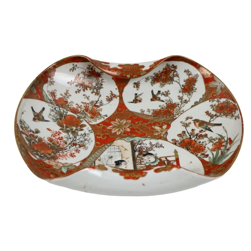 999 - A rare and unusual 19th Century Japanese Satsuma Plate, Meiji period with folded edges, decorated in... 