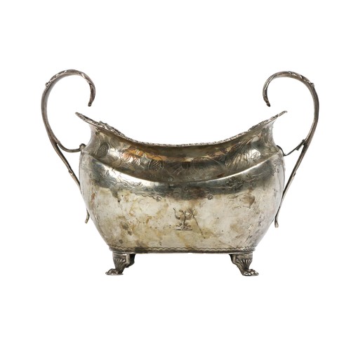 142 - The Glynn FamilyA quality early 19th Century Irish silver two handled Bowl, by William Nolan, Dublin... 