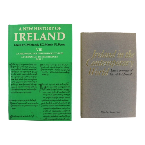 386 - Political Interest: Moody (T.W.), Martin (F.X.) & Byrne (F.J.)eds. A New History of Ireland, 8vo... 