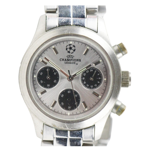 944 - Soccer: [Champions League] 1999, a cased Gentlemans Citizen Wrist Watch, issued to V.I.P.'s at the 1... 