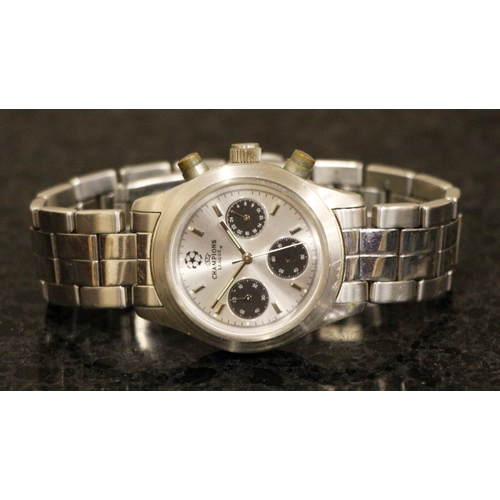 944 - Soccer: [Champions League] 1999, a cased Gentlemans Citizen Wrist Watch, issued to V.I.P.'s at the 1... 