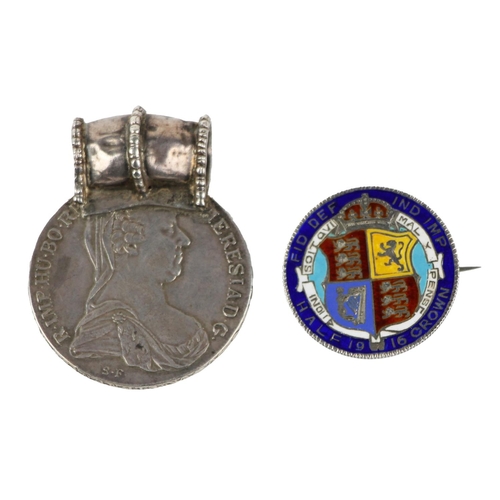 1139 - Coins: [1916 Interest] a silver half Crown, with enamel front, the reverse inscribed 'D.E.G. 25/4/19... 