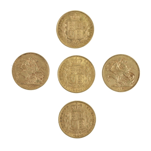 184 - Gold Coins: A group of 5 Queen Victoria (young head) full Sovereigns, to include shield back 1864, 1... 