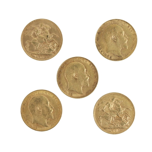 185 - Gold Coins: A group of 5 King Edward VII full Sovereigns, to include: 1904, 1907 (3) and 1908, as a ... 