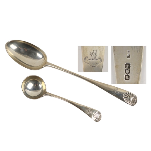 26 - A large Kings pattern design silver Serving Spoon, with crested and shell capital together with matc... 