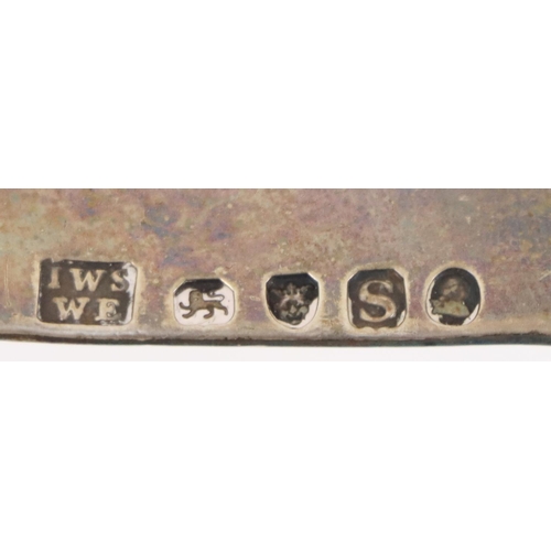 130 - A fine quality early 19th Century Gothic design Toast Rack, with gadroon border and shell decoration... 