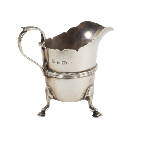 139 - An attractive late Victorian English silver Cream Jug, of small proportions, with scroll handle and ... 