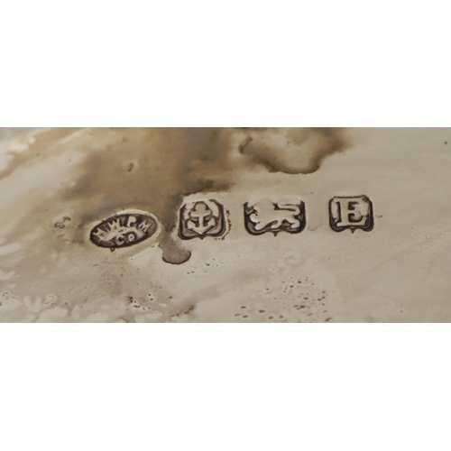 151 - A three piece Edwardian silver Tea Service, comprising teapot, cream jug and sugar bowl, each with s... 