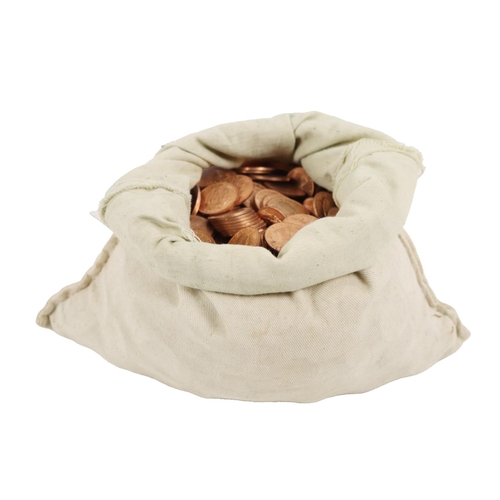 160 - Coins: A large collection of English Pennies, of various dates (housed in white money sack), as a co... 