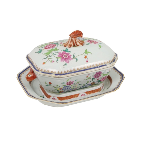 1229 - A 19th Century Chinese floral decorated octagonal shaped Tureen and Cover, en-suite with matching Di... 