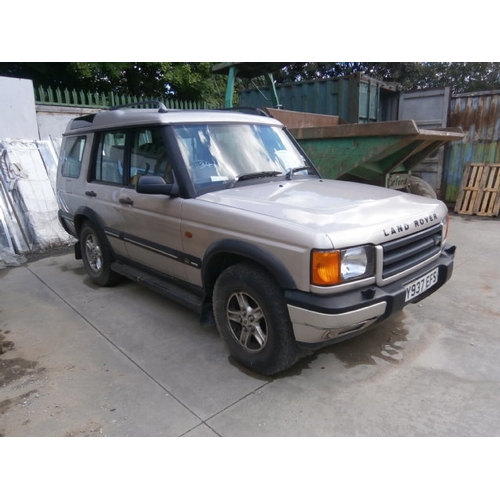 341 - Land Rover Discovery TD5 Series II on a Y plate