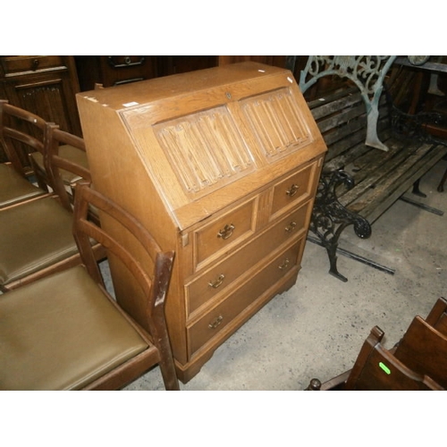 532 - 2 over 2 drawer linenfold fall front bureau