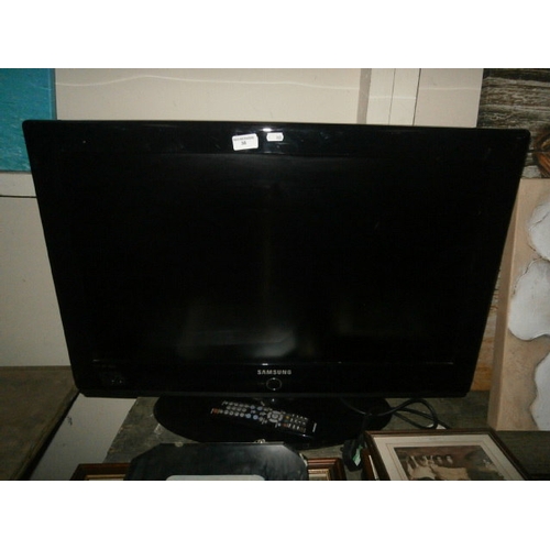 30 - 32 inch Samsung TV with remote spare/repair