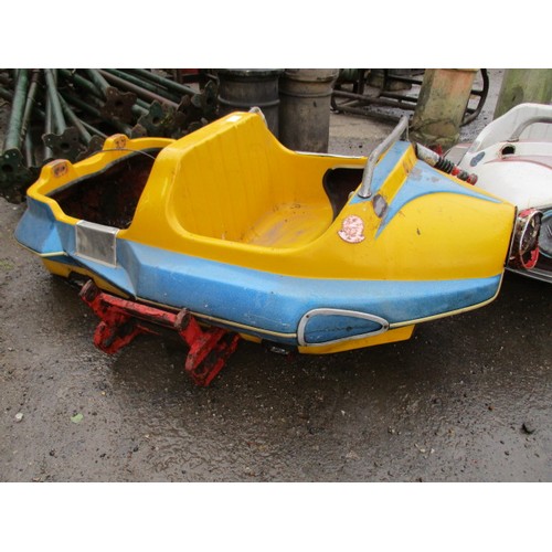 1 - 2 Fairground boats