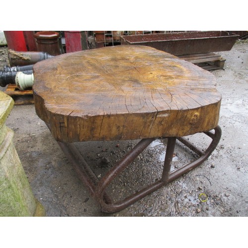 16 - 1 very solid and chunky oak garden table, approx. 44 inch diameter