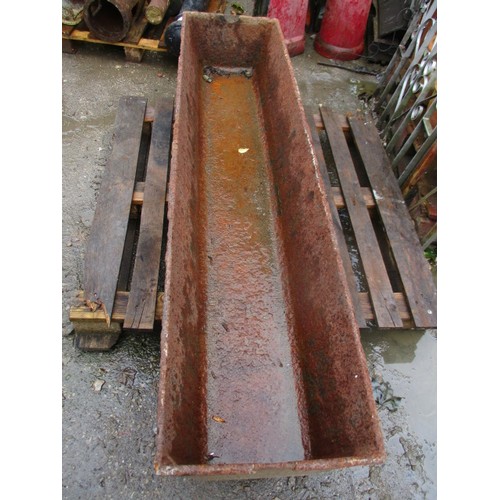 20 - Cast iron feeding trough