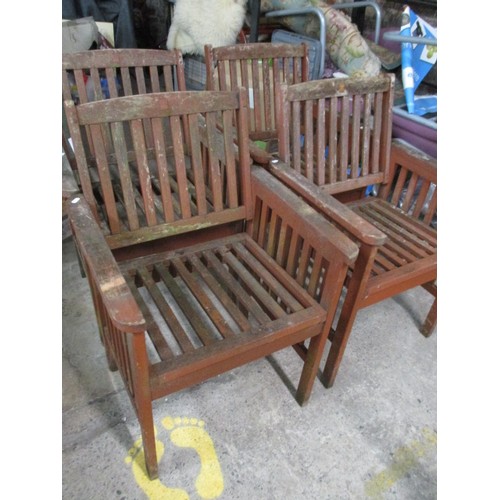 25 - 4 Garden chairs