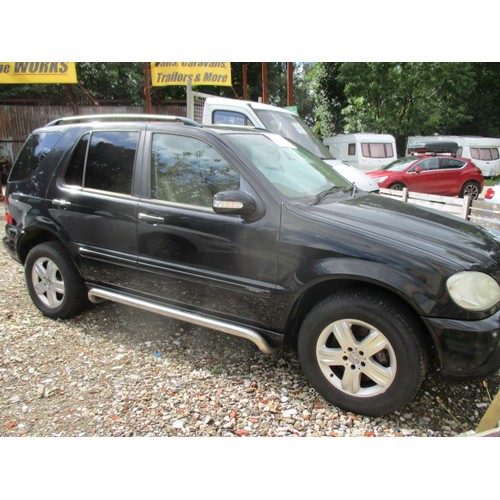 31 - Mercedes ML270 CDI, Registered April 2000, 172k miles,