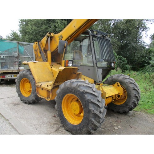 36 - JCB 525-67 Tele Handler, 4 good tyres, bucket and forks. in very good running order