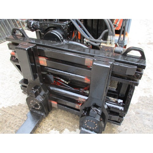 38 - Fork lift truck with rotating forks. (Container loading spec.) Very good runner