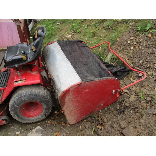 1135 - Westwood T1300 ride on petrol mower