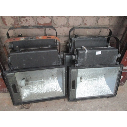 1001 - 4 flood lights 16 x 11 inch