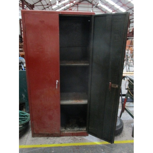 1161 - Metal storage cabinet with shelving