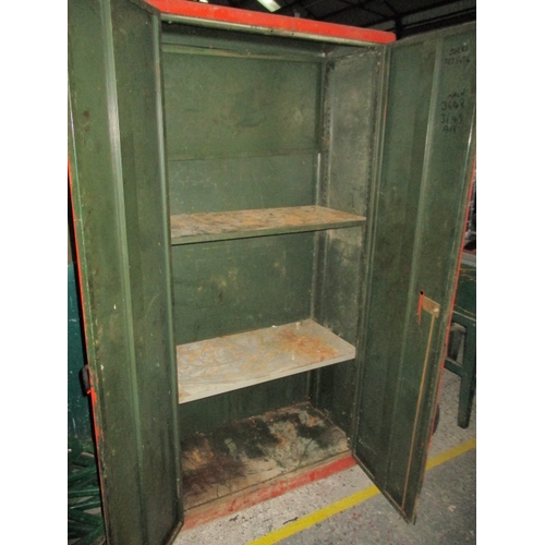 1161 - Metal storage cabinet with shelving