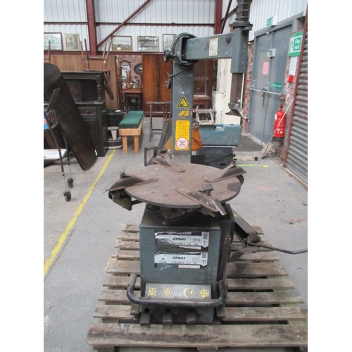 1100 - SPX Wheel Force tyre changing machine