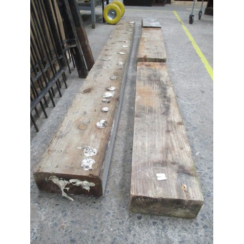 1059 - 4 lengths of 8 x 4 inch timber, 1 at 8ft, 2 at 39 inches and 1 at 2ft