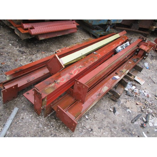 1132 - Pallet of steel girders, stanchion plates and bolts.