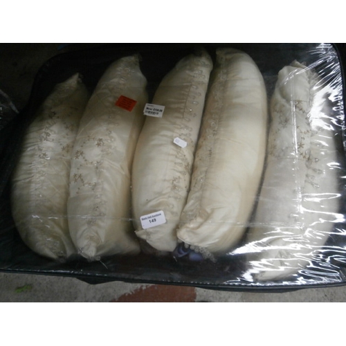 149 - Bag of five cushions
